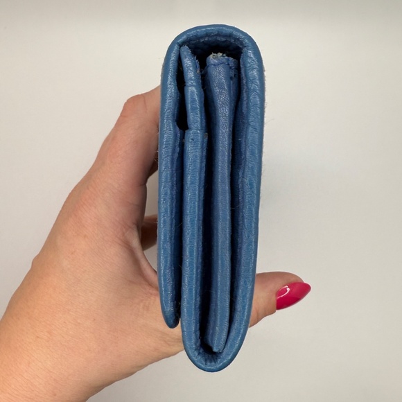 Prada Continental Flap Long Wallet in Blue Pebbled Leather - Picture 3 of 17